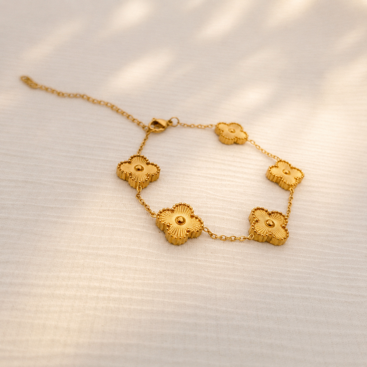 Pulsera Trébol Dorada